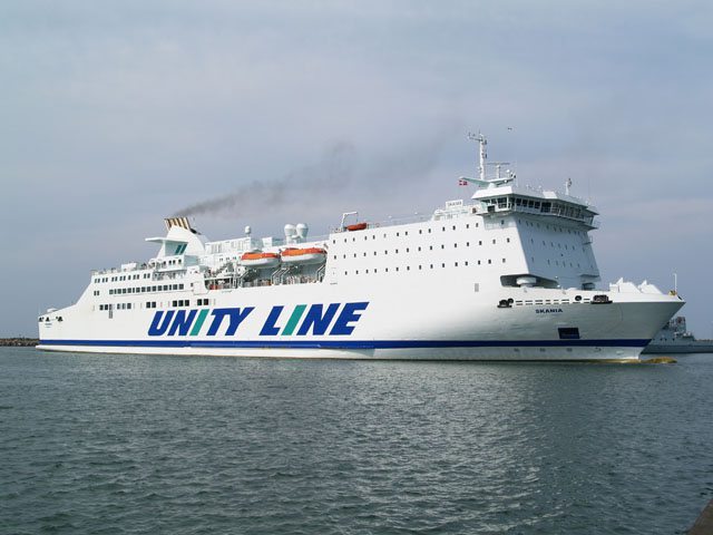 Skania der Unity Line in Hafen von Rønne - Bildquelle: Fähren-Aktuell