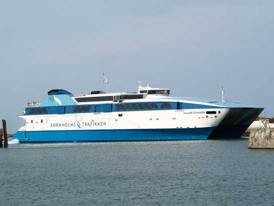 Villum Clausen in alter Lackierung - Bildquelle: Fähren-Aktuell