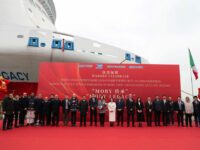 Übergabe MOBY LEGACY - Bildquelle: Moby Lines
