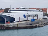 EXPRESS 1 in Rønne - Bildquelle: Fähren-Aktuell/Marcel Reich